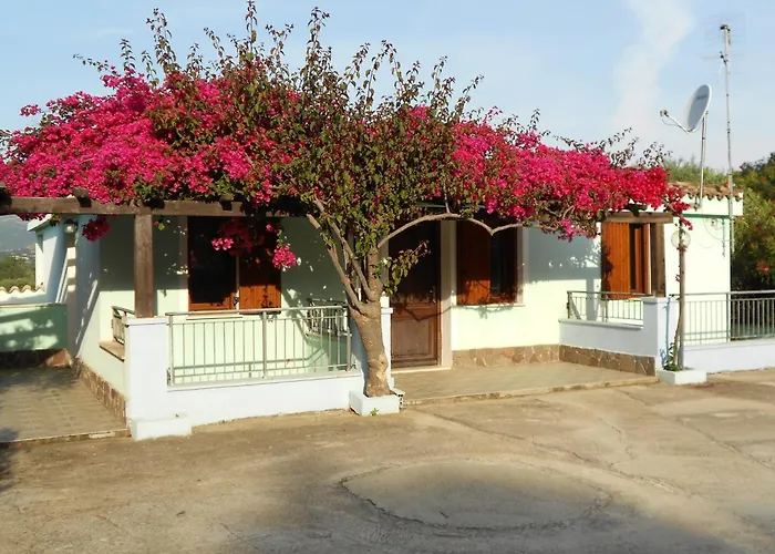 Hotel 3 stelle: La Corte Degli Ulivi